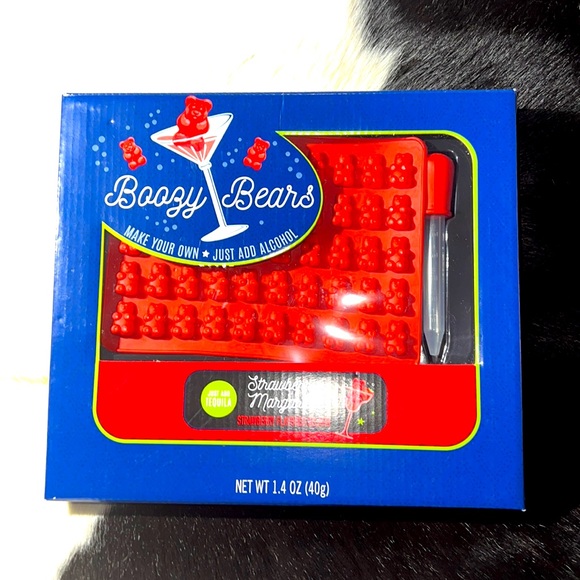 Boozy Bears Gummy Bear Kit, Strawberry 🍓 Margarita 🍸🍷Flavored.🧸**NWT - Picture 1 of 8